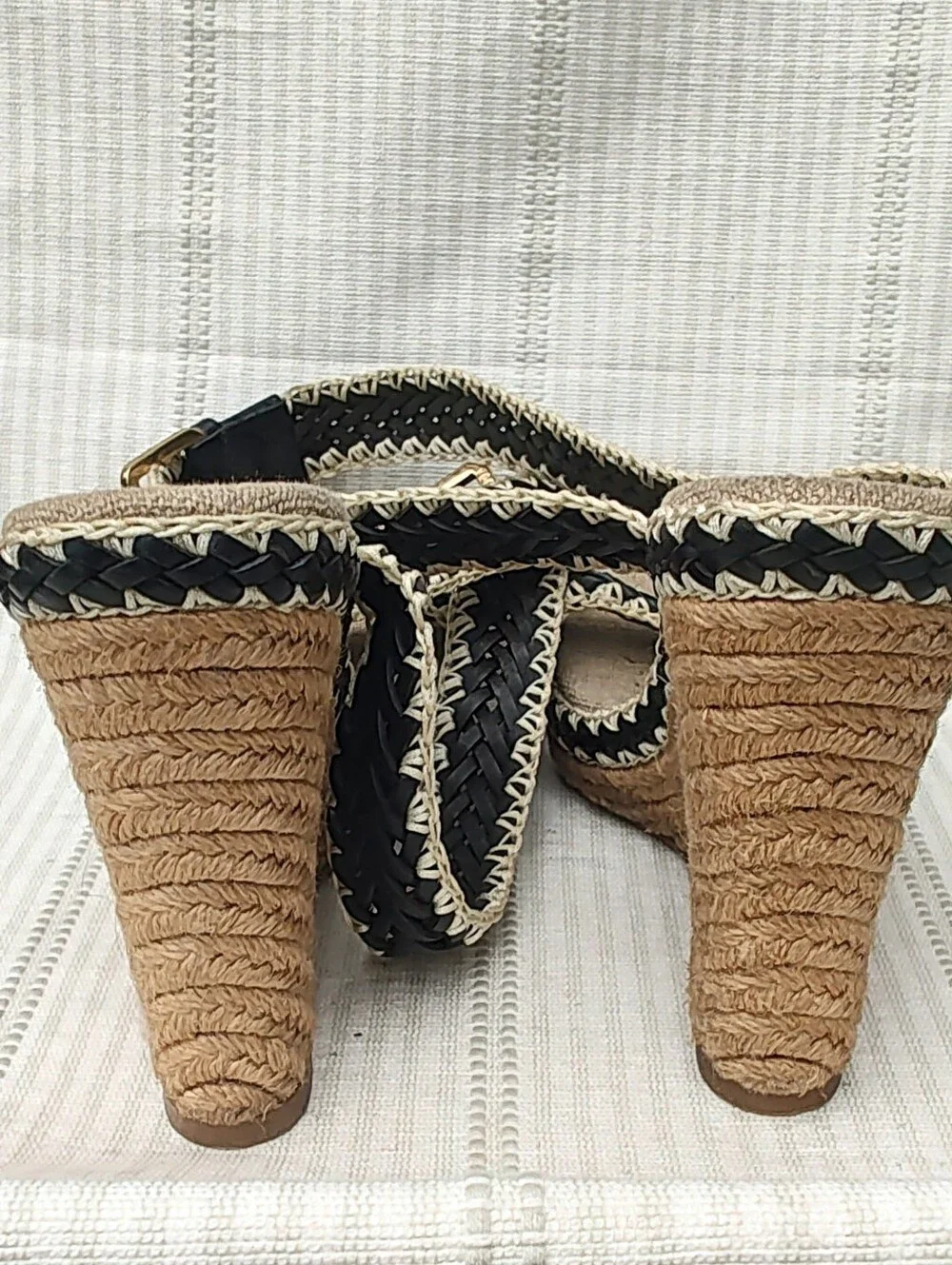 Tory Burch good pre